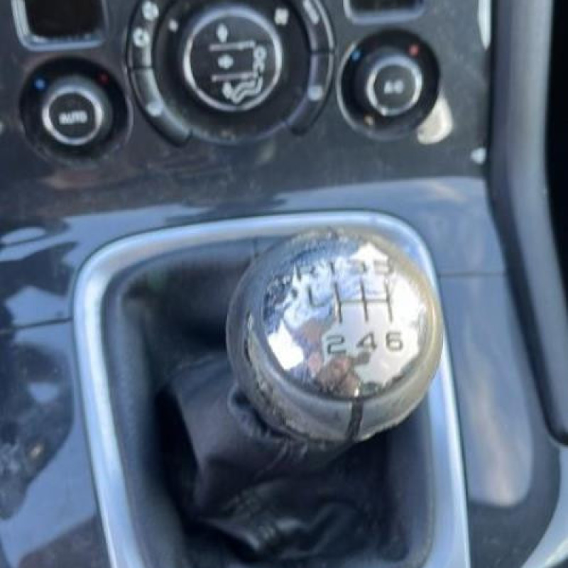 Porte avant droit PEUGEOT 5008 1 Photo n°20