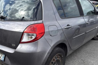 Porte avant droit RENAULT CLIO 3