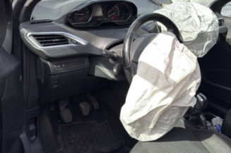 PEUGEOT 208 1 PHASE 2 1.2 VTI - 12V