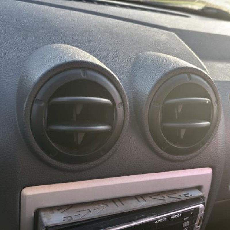 Reservoir essence DACIA LOGAN 1 Photo n°16