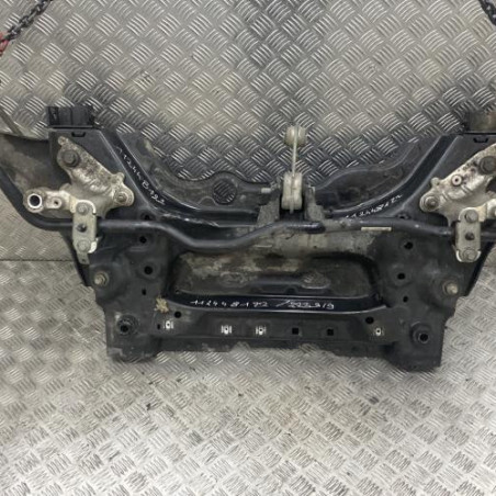 Berceau avant RENAULT MEGANE 4 Photo n°1