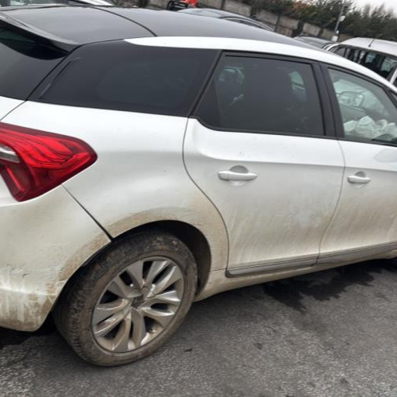 Poignee porte avant droit DS DS5 Photo n°12