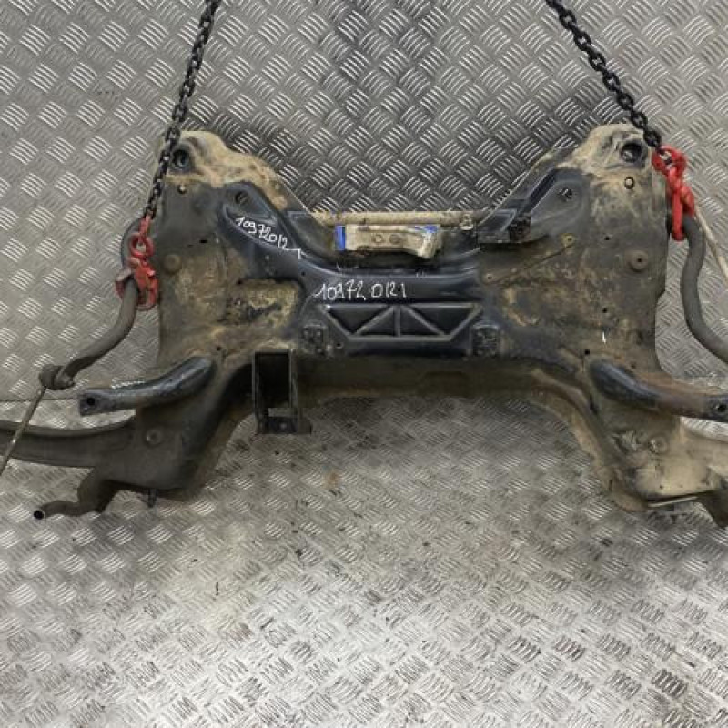 Berceau avant DS DS5 Photo n°1