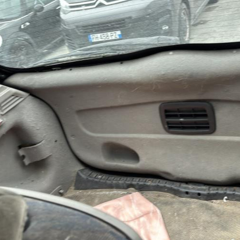 Reservoir essence CITROEN XSARA PICASSO Photo n°14