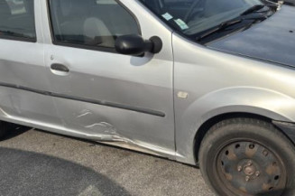 Reservoir essence DACIA LOGAN 1