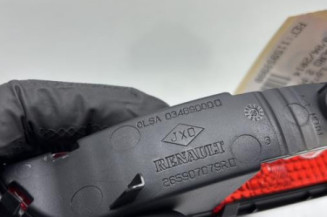 Feu arriere stop central DACIA SANDERO 2