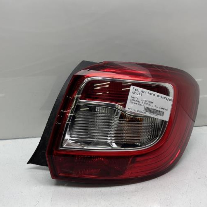 Feu arriere principal droit (feux) DACIA SANDERO 2 Photo n°1