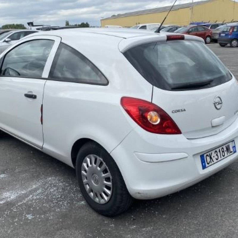 OPEL CORSA D PHASE 2 1.3 CDTI - 16V TURBO Photo n°8