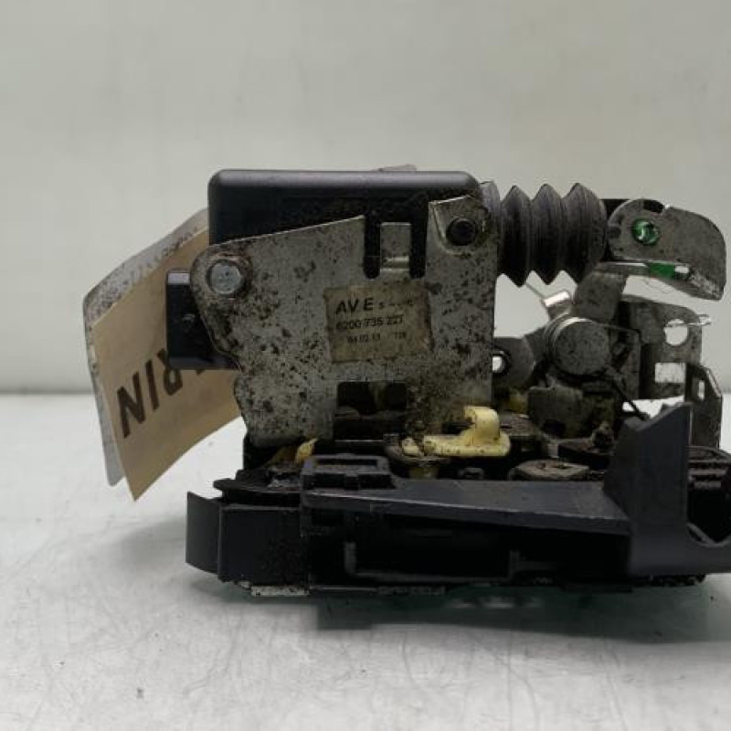 Serrure avant gauche DACIA DUSTER 1 Photo n°1