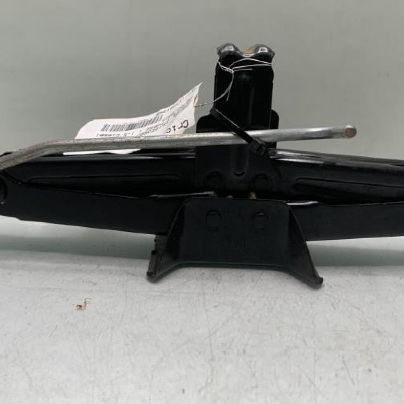 Cric DACIA DUSTER 1 Photo n°1