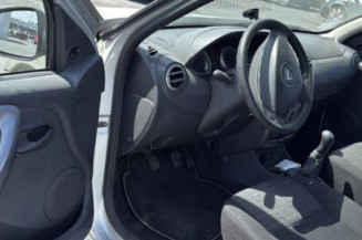 Pivot de moyeu avant gauche DACIA DUSTER 1