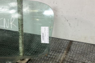 Vitre arriere gauche PEUGEOT 206