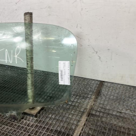 Vitre arriere gauche PEUGEOT 206