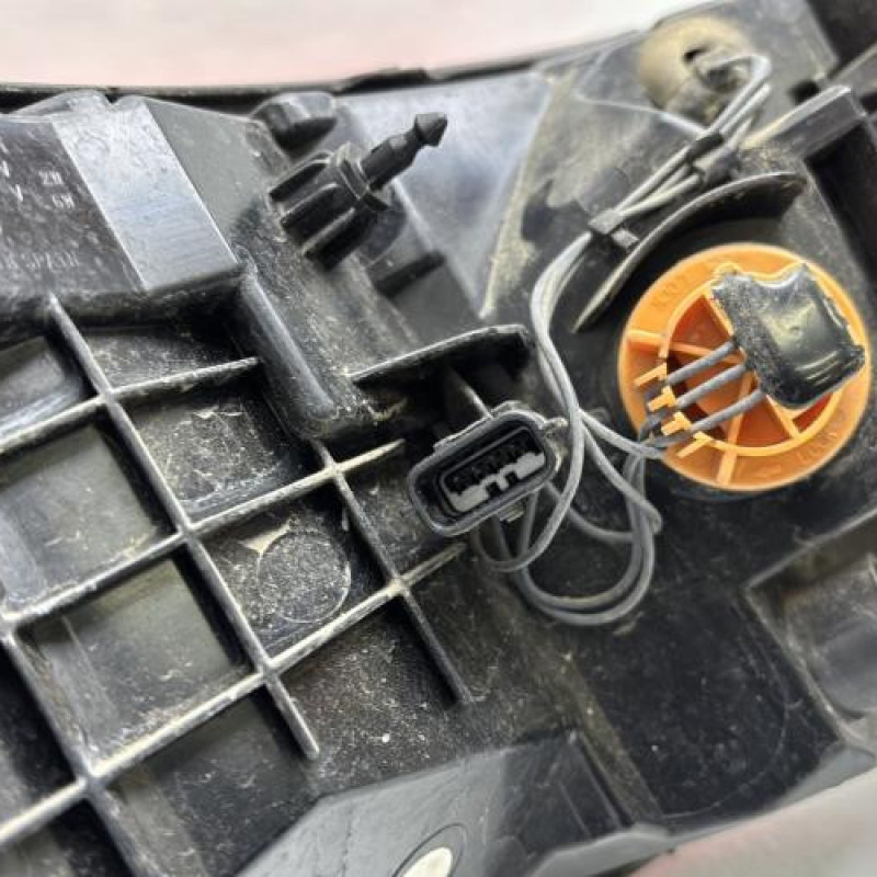 Feu arriere principal droit (feux) RENAULT KADJAR Photo n°7