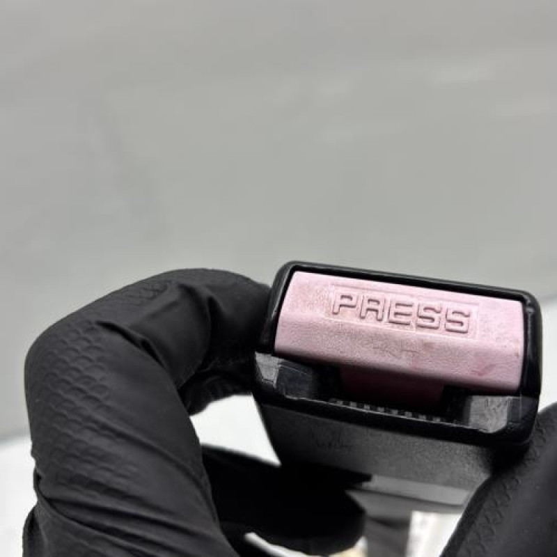 Attache ceinture avant droit CITROEN C4 1 Photo n°3