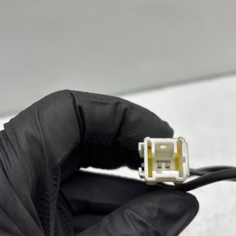 Attache ceinture avant droit CITROEN C4 1 Photo n°4