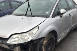 Attache ceinture avant gauche CITROEN C4 1