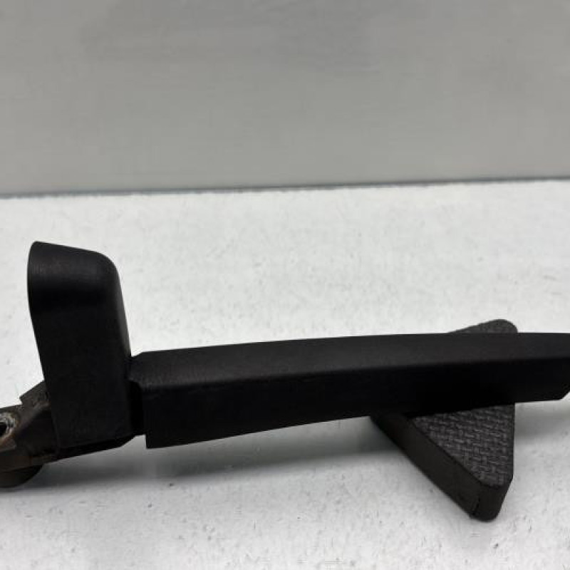 Bras essuie glace arriere PEUGEOT 2008 1 Photo n°1