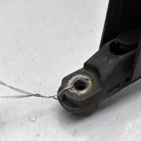 Bras essuie glace arriere PEUGEOT 2008 1