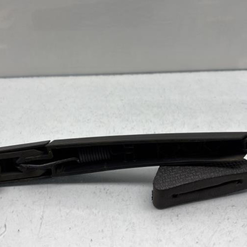 Bras essuie glace arriere PEUGEOT 2008 1 Photo n°3