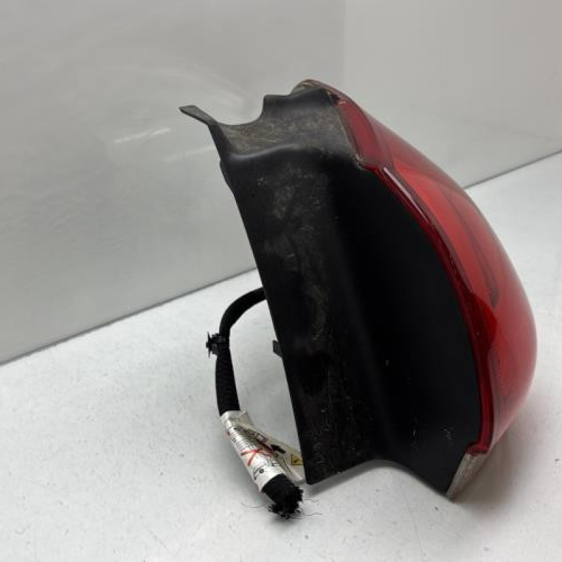 Feu arriere principal droit (feux) PEUGEOT 2008 1 Photo n°3