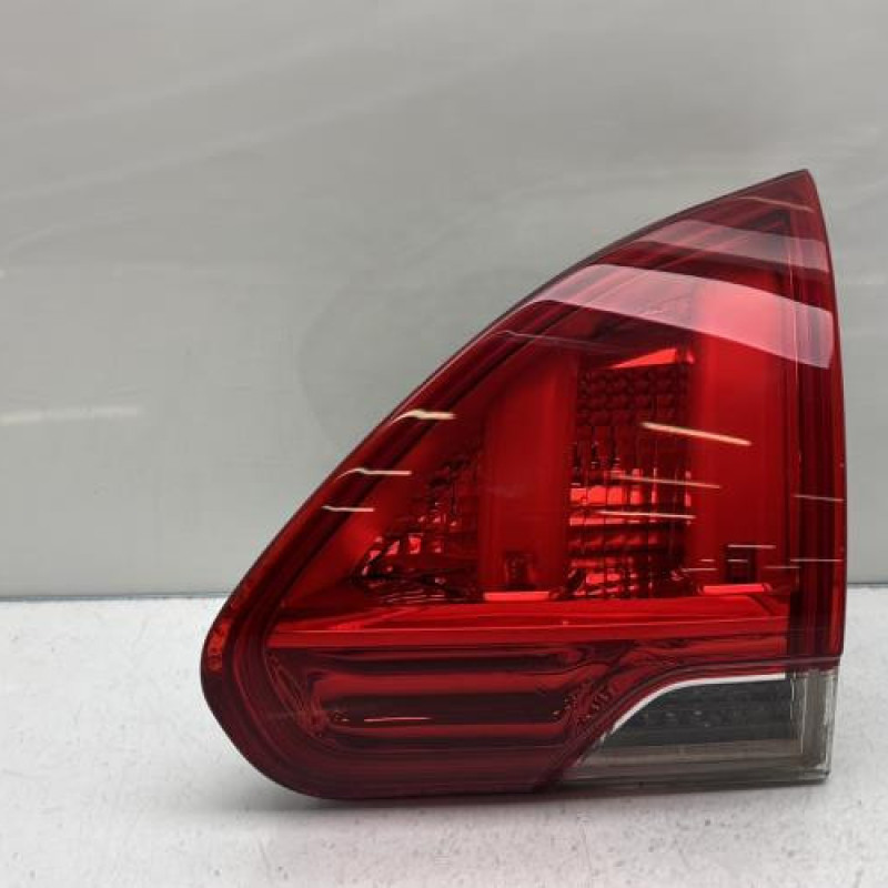 Feu arriere secondaire droit (feux) PEUGEOT 2008 1 Photo n°1