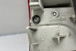 Feu arriere secondaire droit (feux) PEUGEOT 2008 1