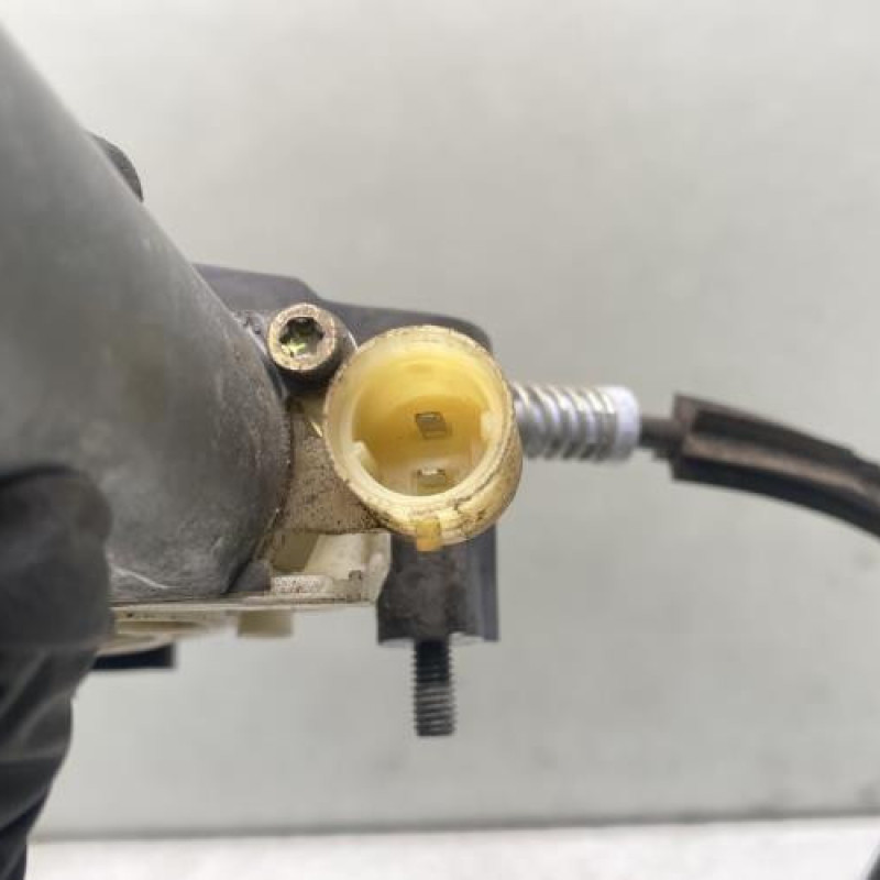 Leve vitre electrique avant gauche RENAULT CLIO 2 Photo n°7