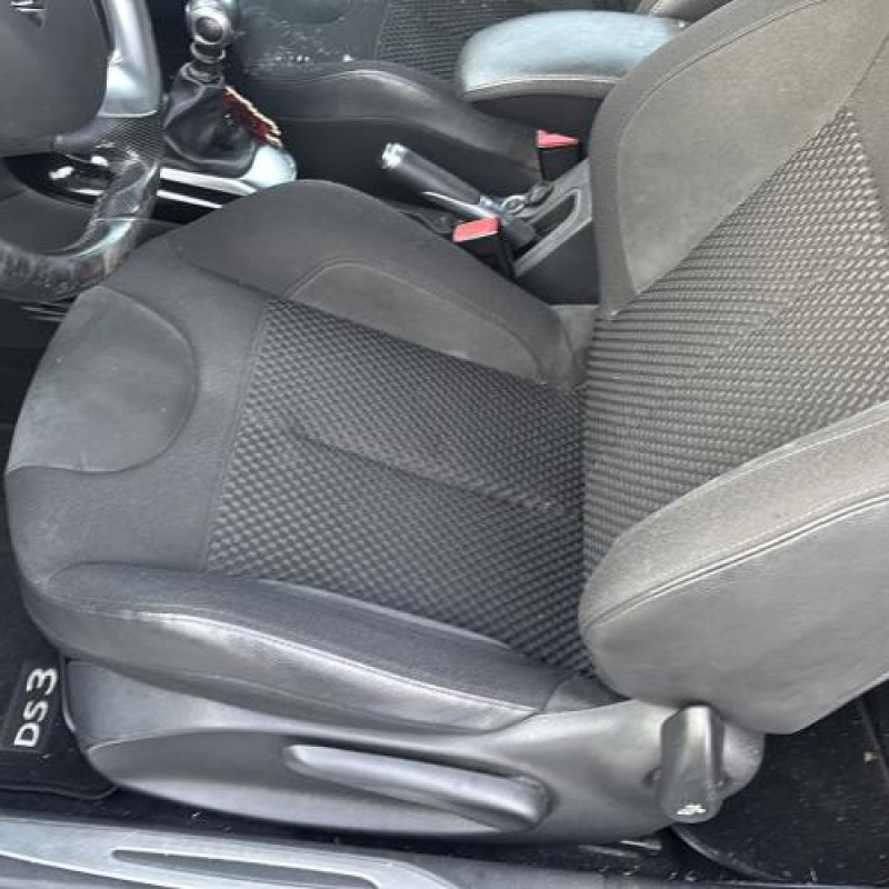 Moteur essuie glace avant CITROEN DS3 Photo n°17