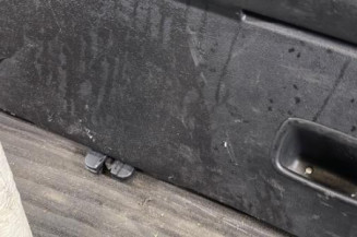 Malle/Hayon arriere VOLKSWAGEN GOLF 4