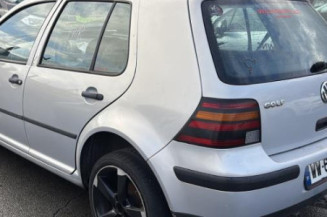 Malle/Hayon arriere VOLKSWAGEN GOLF 4