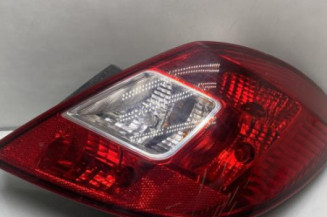 Feu arriere principal droit (feux) OPEL CORSA D Photo n°1