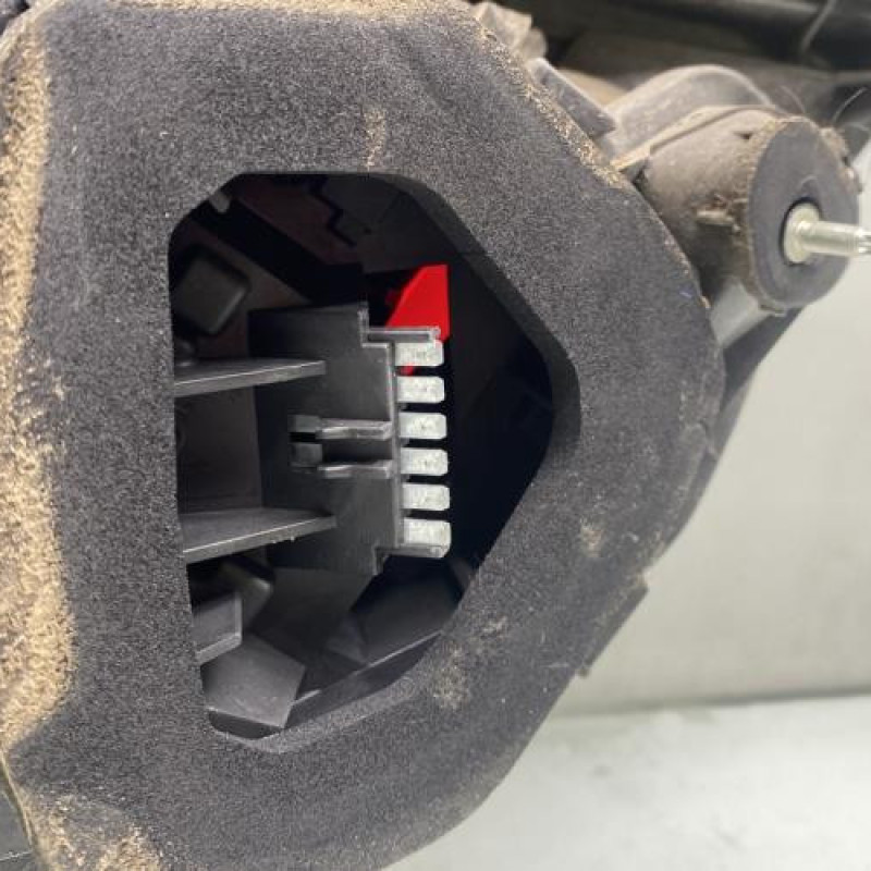 Feu arriere principal droit (feux) OPEL CORSA D Photo n°3