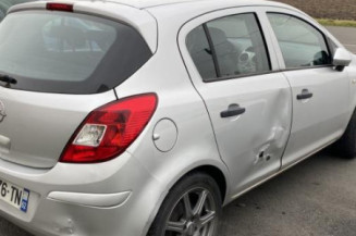 Feu arriere principal droit (feux) OPEL CORSA D