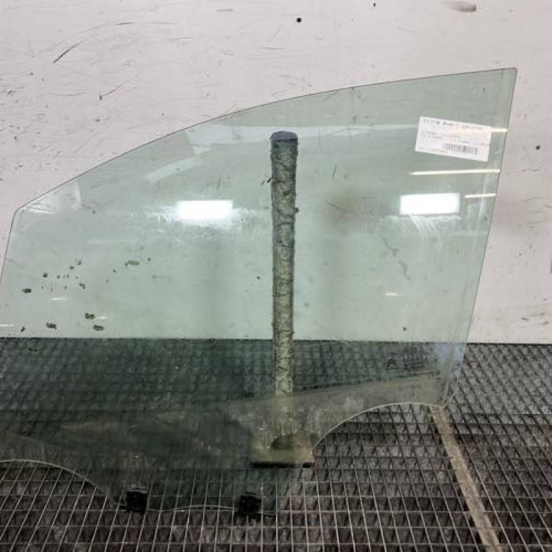 Vitre avant gauche CITROEN C3 3 Photo n°2