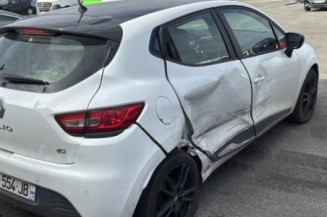 Anti brouillard gauche (feux) RENAULT CLIO 4