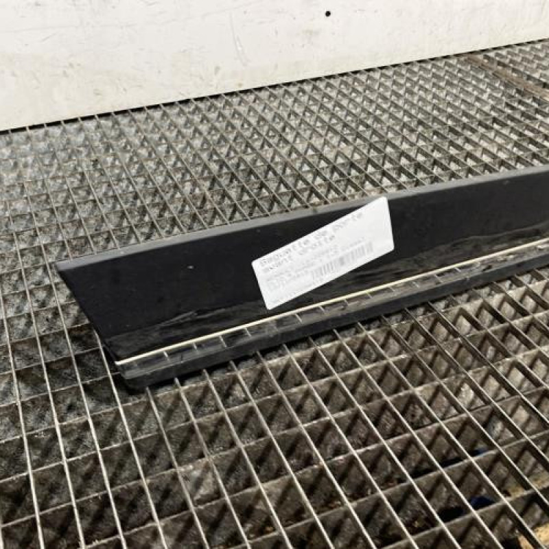 Baguette de porte avant droite RENAULT CLIO 4 Photo n°2