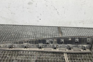 Baguette de porte avant droite RENAULT CLIO 4