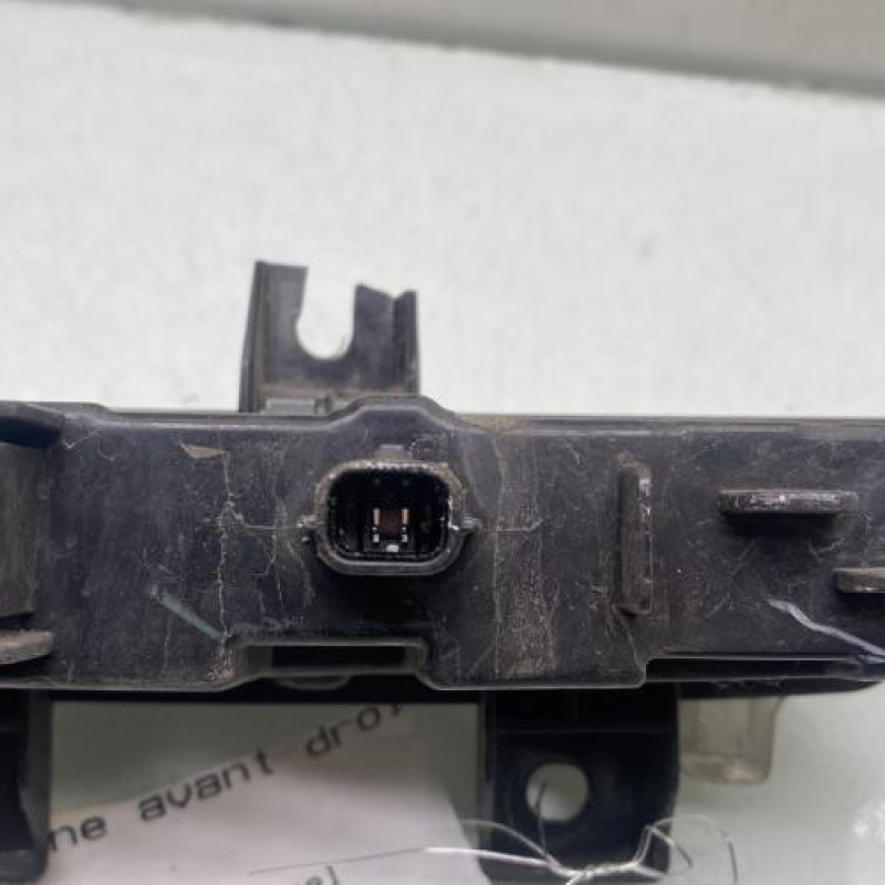 Feu diurne avant droit RENAULT CLIO 4 Photo n°3