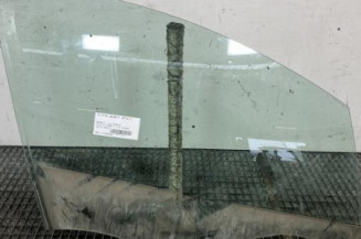 Vitre avant droit RENAULT CLIO 4 Photo n°1