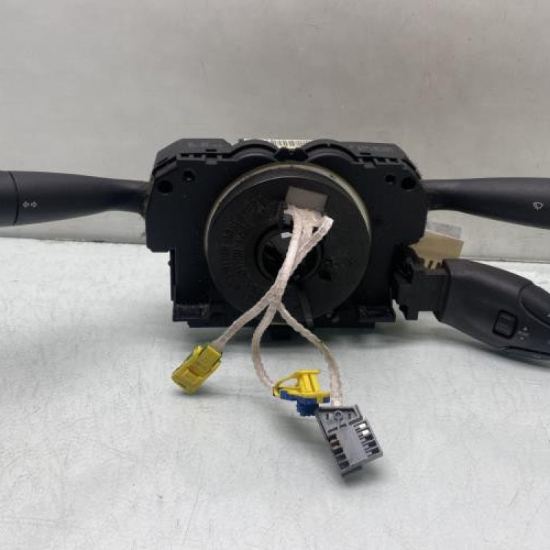 Com (Bloc Contacteur Tournant+Commodo Essuie Glace+Commodo Phare) CITROEN C2 Photo n°1