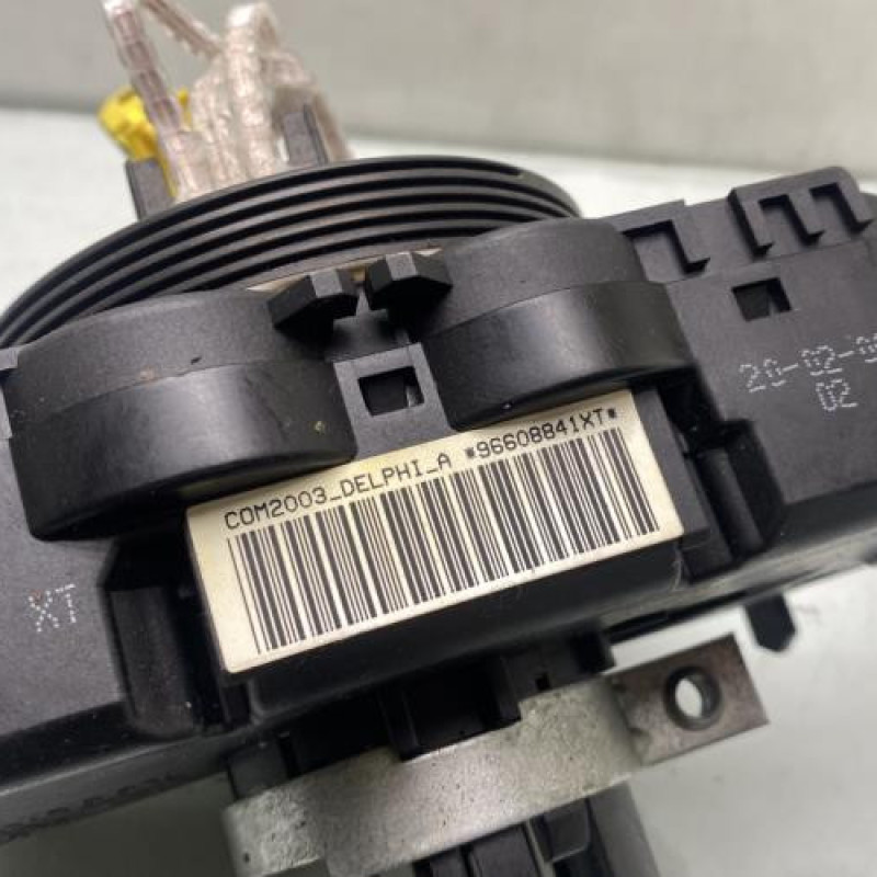 Com (Bloc Contacteur Tournant+Commodo Essuie Glace+Commodo Phare) CITROEN C2 Photo n°9