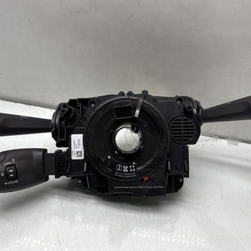 Com (Bloc Contacteur Tournant+Commodo Essuie Glace+Commodo Phare) CITROEN C3 3 Photo n°1