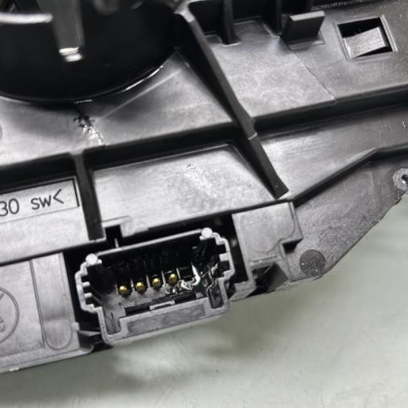 Com (Bloc Contacteur Tournant+Commodo Essuie Glace+Commodo Phare) CITROEN C3 3 Photo n°7