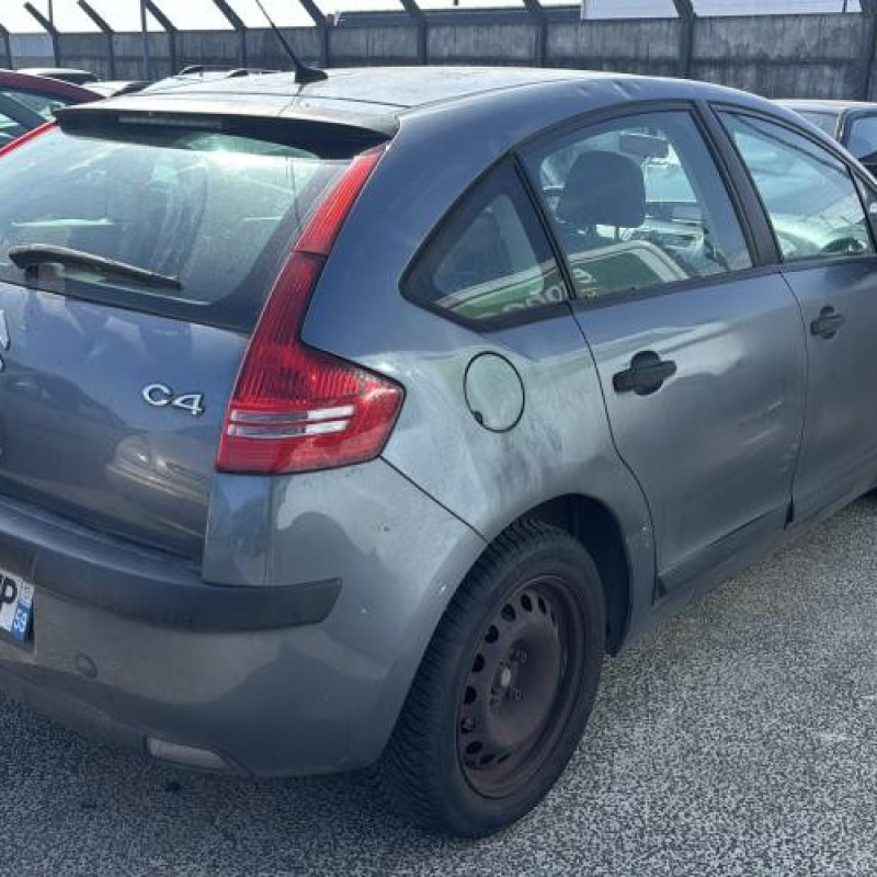Anti brouillard arriere gauche CITROEN C4 1 Photo n°5