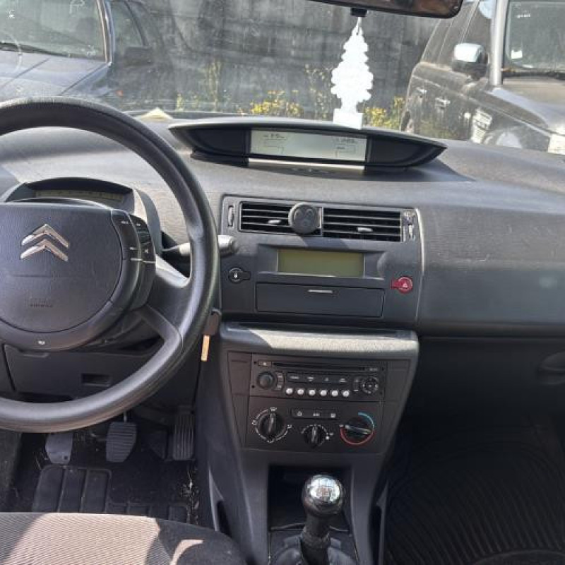 Anti brouillard arriere gauche CITROEN C4 1 Photo n°15