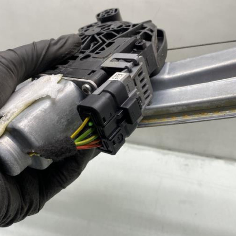 Leve vitre electrique avant droit CITROEN C4 2 Photo n°4