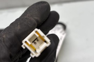 Attache ceinture avant gauche PEUGEOT 207