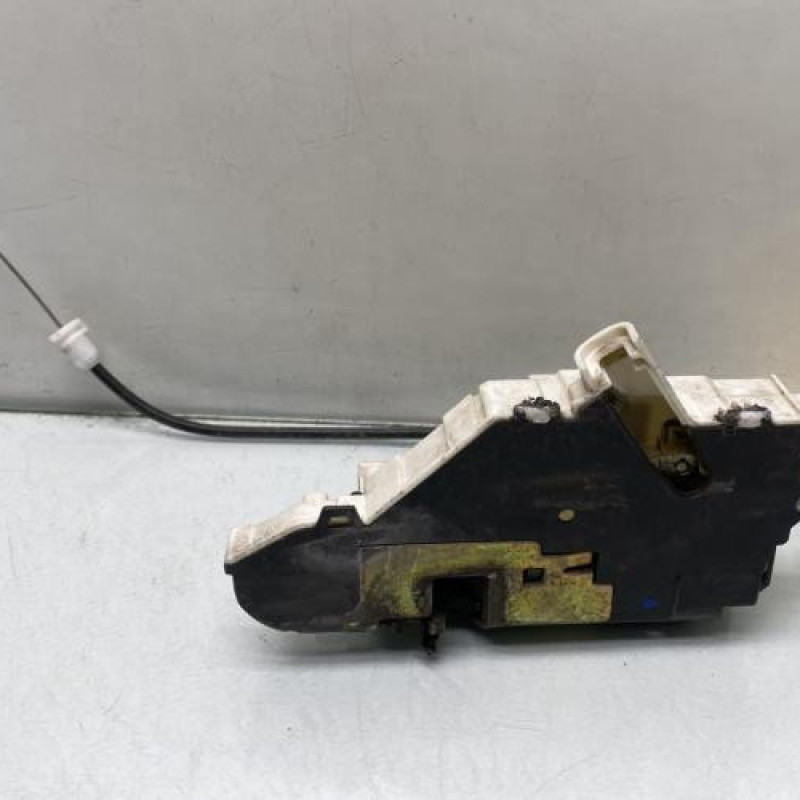 Serrure avant gauche PEUGEOT 407 Photo n°4