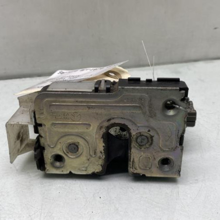 Serrure arriere droit RENAULT CLIO 2 CAMPUS Photo n°1